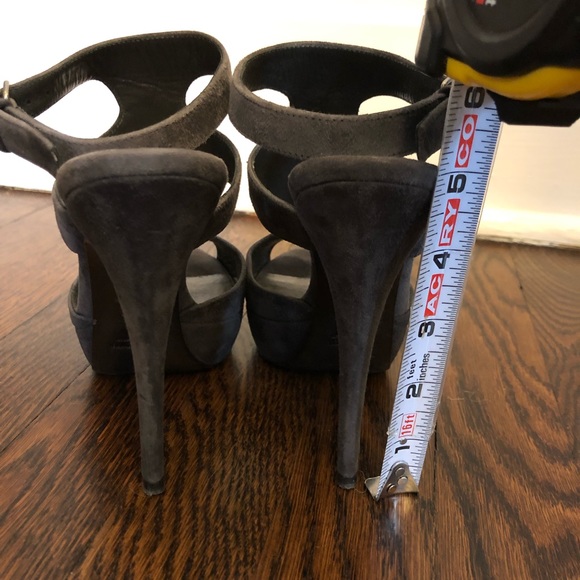 Sexy MIU MIU Grey Suede Platform Gladiators - Picture 6 of 8